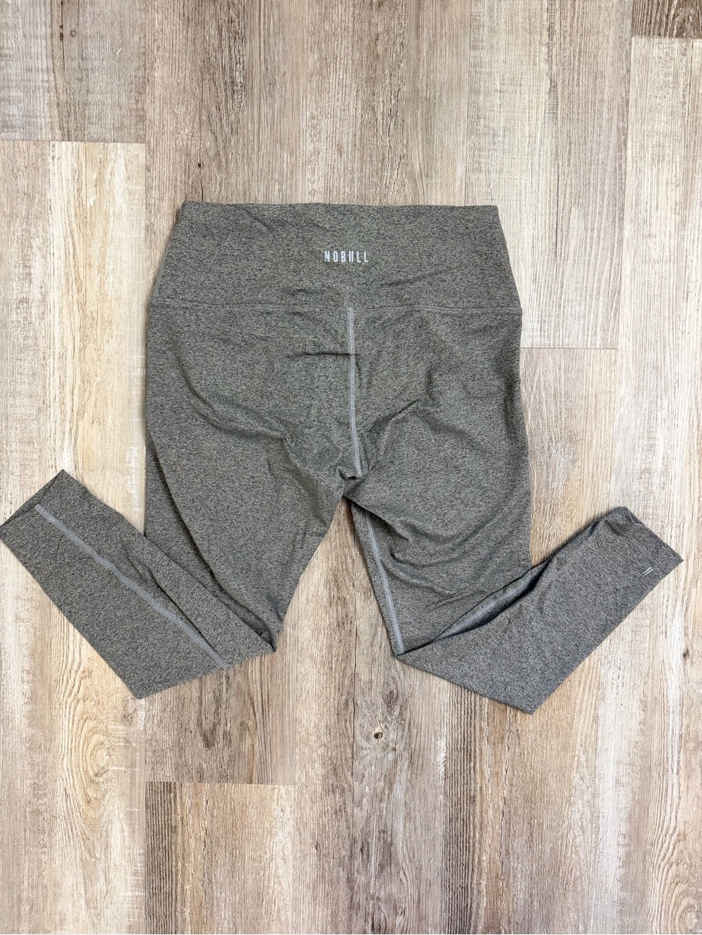 NOBULL Women’s High-Waist Leggings, size Large like NEW🔥
